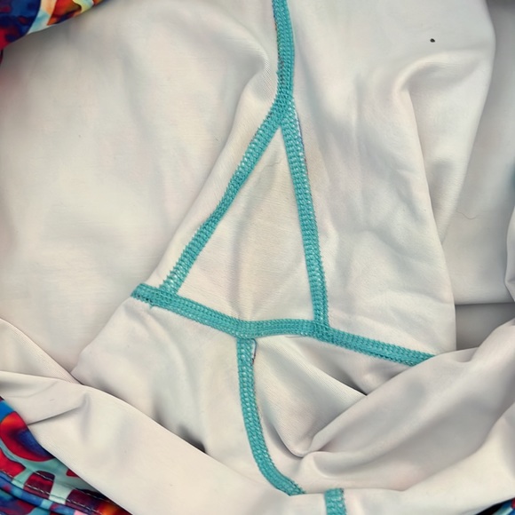 CVG “exotic” print leggings. Sold out online!! - Picture 5 of 7